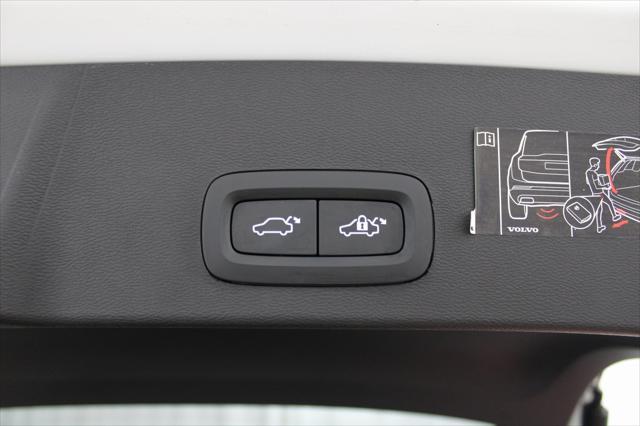 used 2019 Volvo XC40 car, priced at $22,995