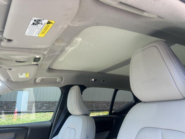 used 2019 Volvo XC40 car, priced at $20,877
