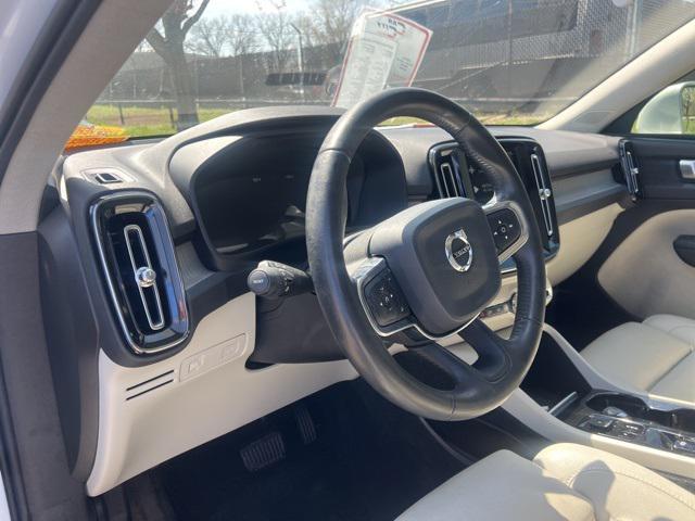used 2019 Volvo XC40 car, priced at $20,877