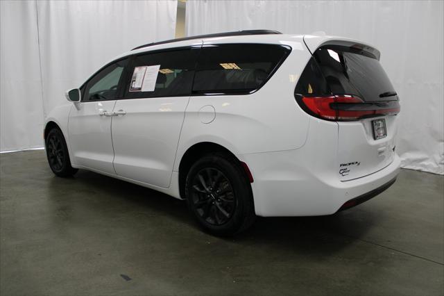 used 2021 Chrysler Pacifica car, priced at $28,922