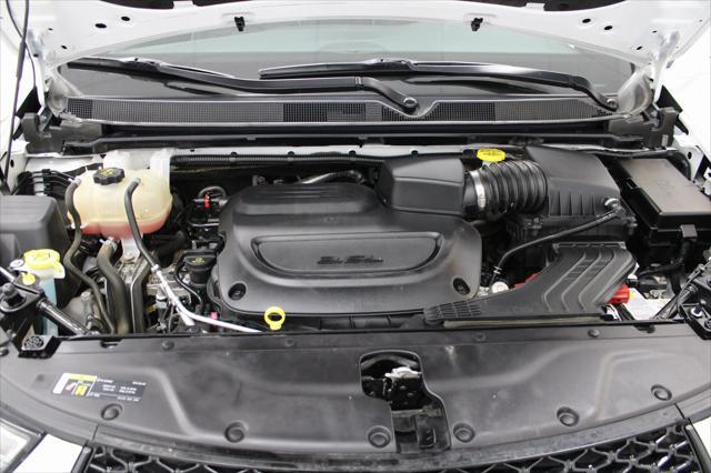 used 2021 Chrysler Pacifica car, priced at $28,922