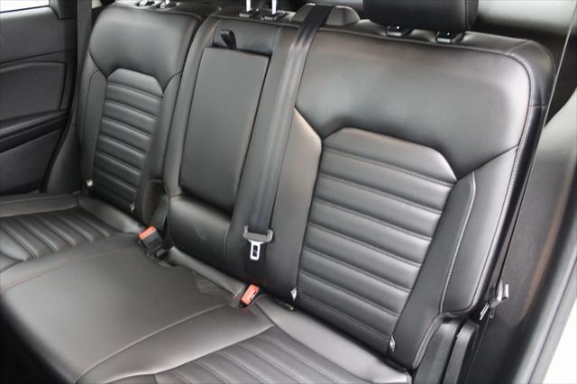 used 2022 Ford Edge car, priced at $20,353