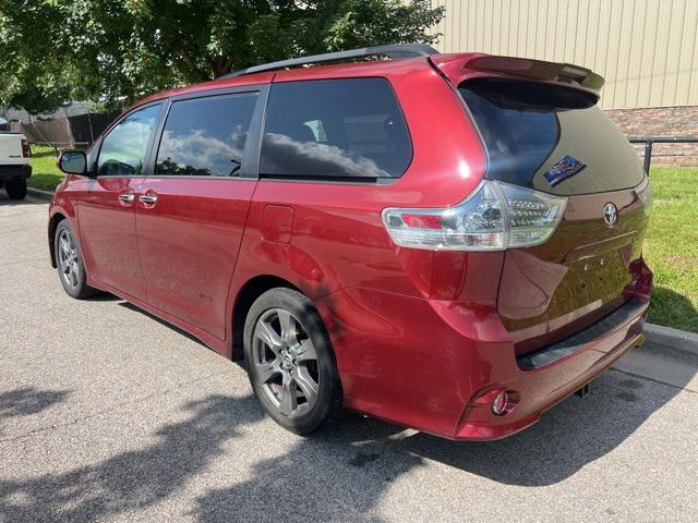 used 2018 Toyota Sienna car, priced at $22,238