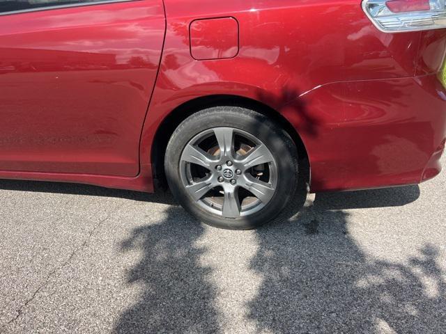 used 2018 Toyota Sienna car, priced at $22,238