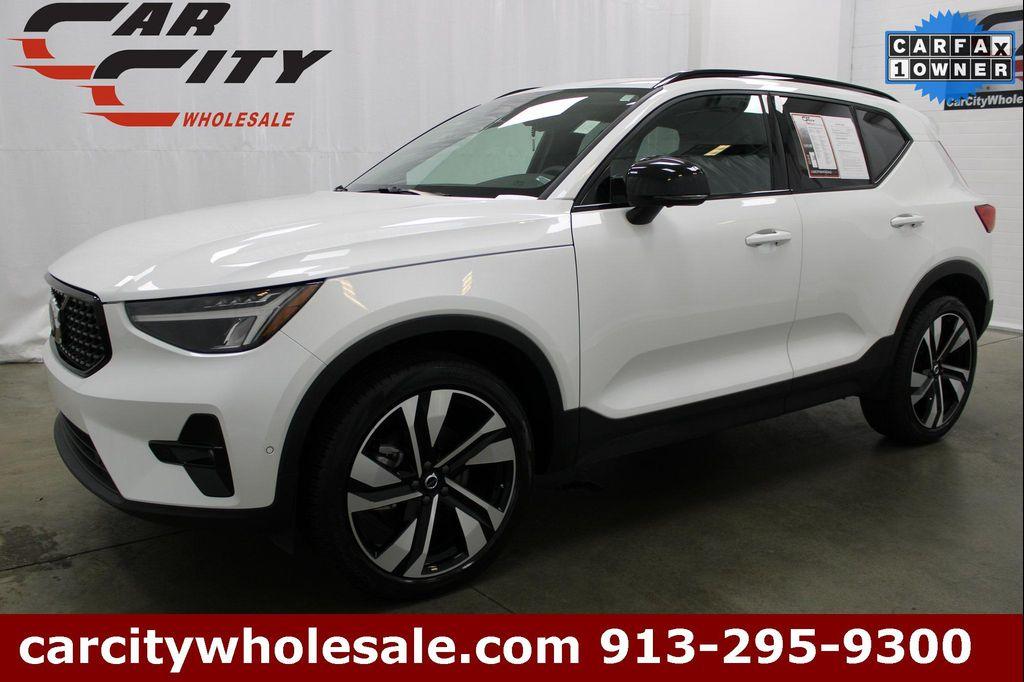 used 2025 Volvo XC40 car, priced at $33,861