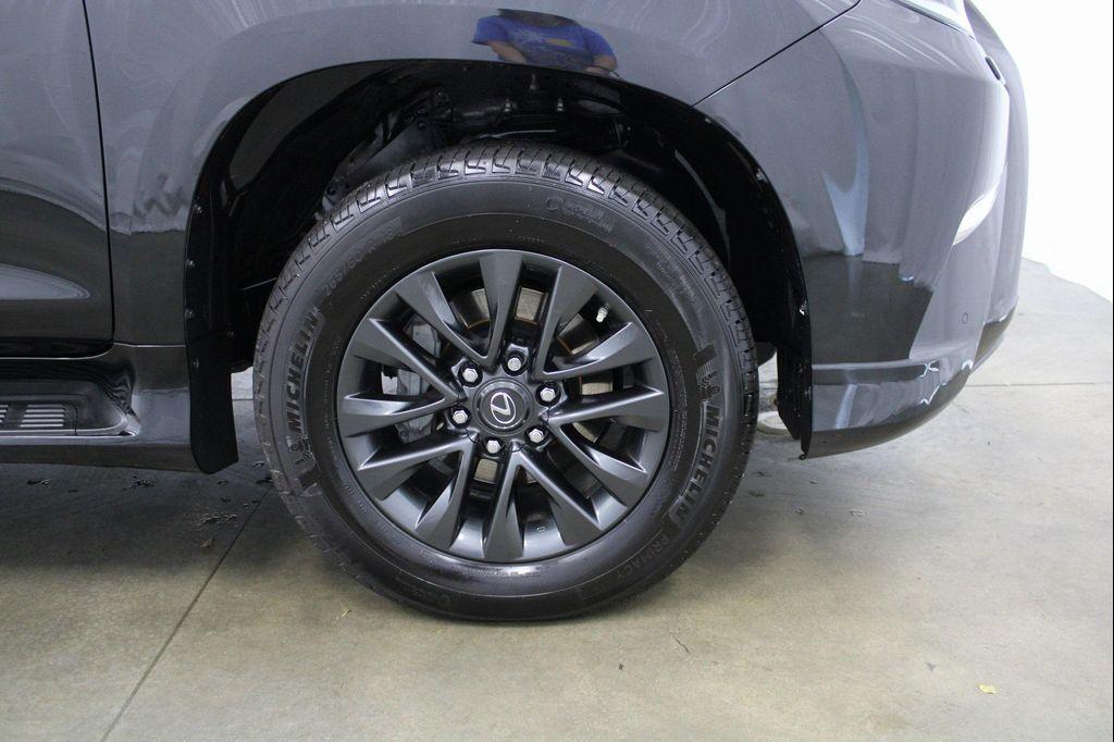 used 2023 Lexus GX 460 car, priced at $50,788