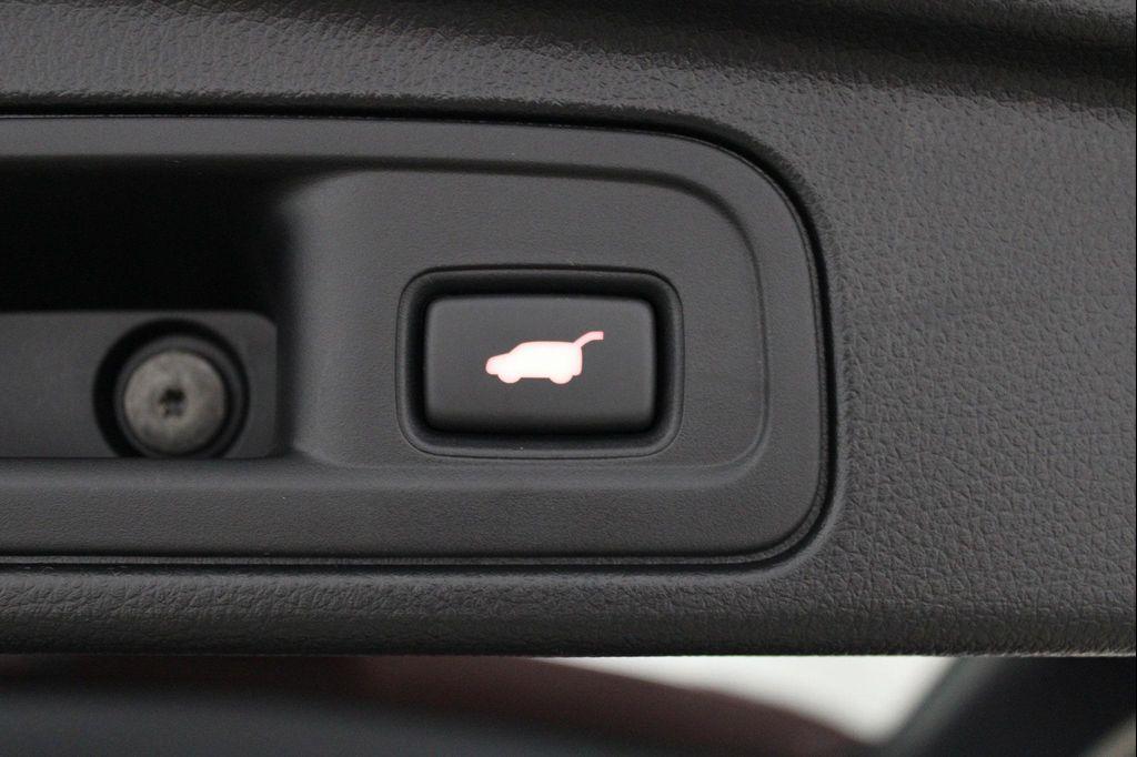 used 2022 Honda Pilot car, priced at $32,659
