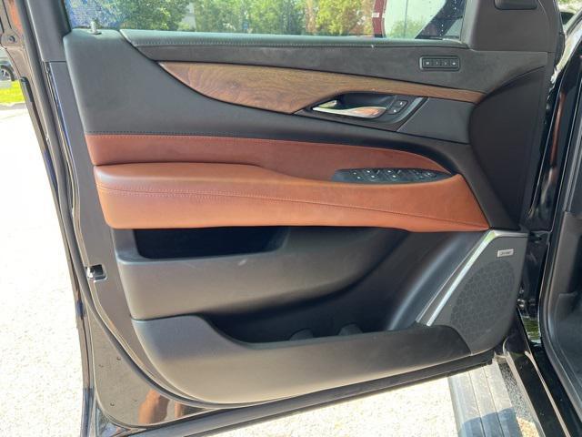 used 2019 Cadillac Escalade car, priced at $35,985