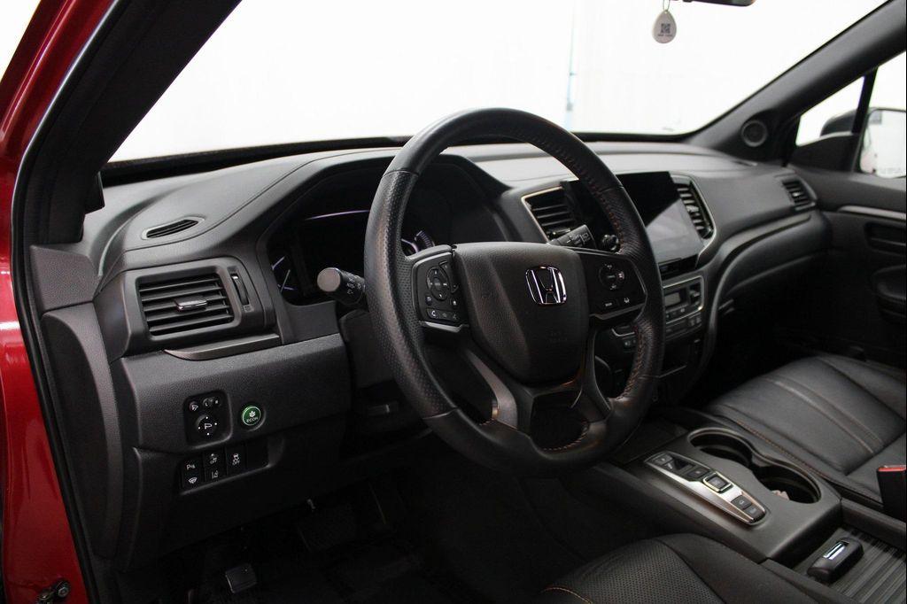 used 2022 Honda Passport car, priced at $29,411
