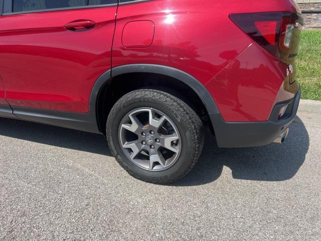 used 2022 Honda Passport car, priced at $33,770