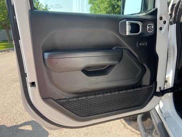 used 2020 Jeep Gladiator car, priced at $27,433