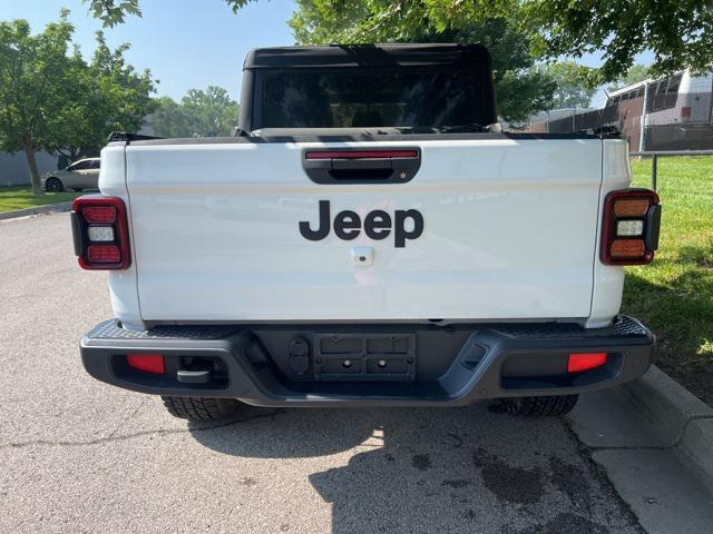 used 2020 Jeep Gladiator car, priced at $27,433