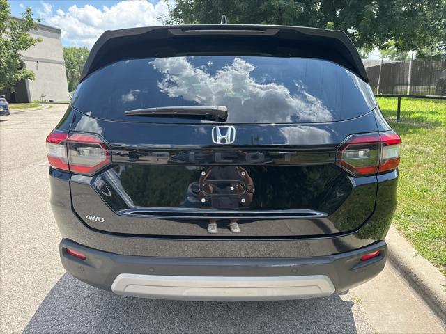 used 2023 Honda Pilot car, priced at $36,995