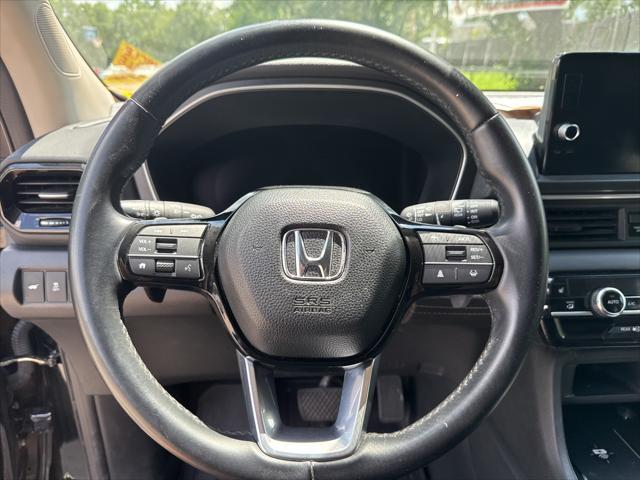 used 2023 Honda Pilot car, priced at $36,995
