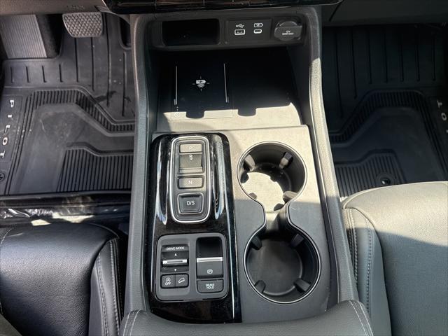 used 2023 Honda Pilot car, priced at $36,995