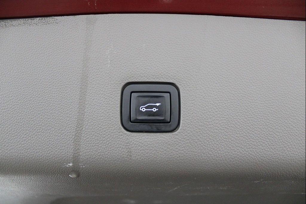 used 2019 Chevrolet Traverse car, priced at $20,902