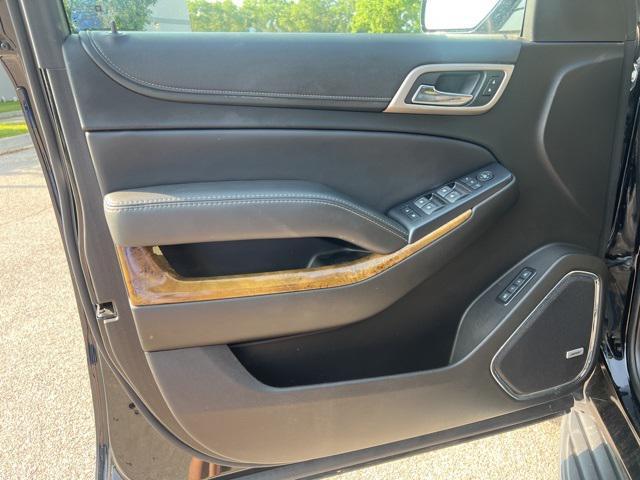 used 2017 GMC Yukon car, priced at $28,988