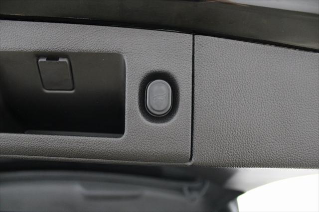 used 2017 GMC Yukon car, priced at $27,252