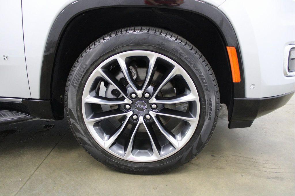used 2024 Jeep Wagoneer L car, priced at $55,299