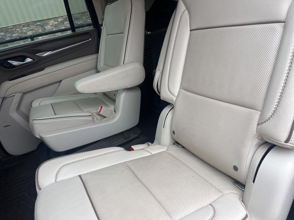 used 2021 GMC Yukon XL car, priced at $46,272