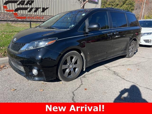 used 2015 Toyota Sienna car, priced at $17,822