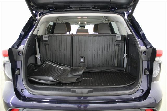 used 2020 Toyota Highlander car, priced at $23,319