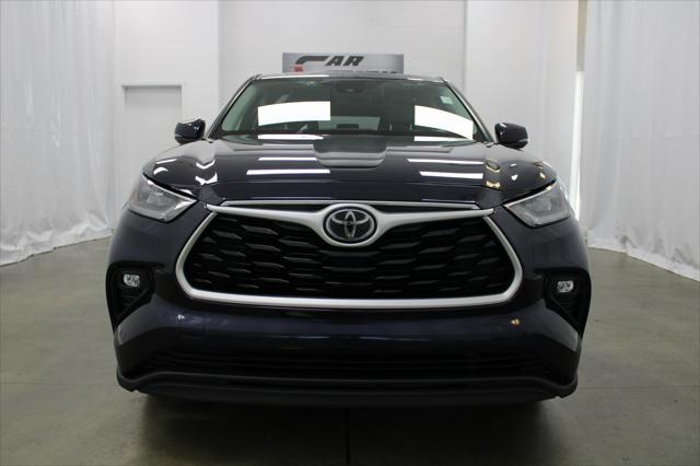 used 2020 Toyota Highlander car, priced at $23,319