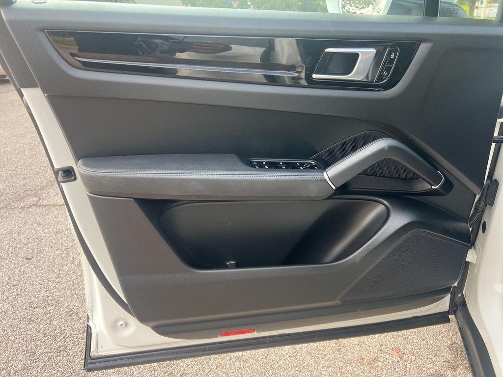 used 2020 Porsche Cayenne car, priced at $38,798