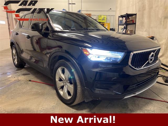 used 2019 Volvo XC40 car, priced at $15,450