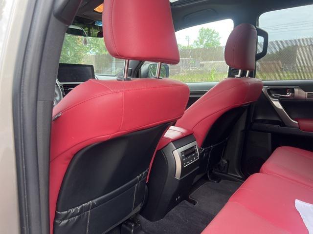 used 2022 Lexus GX 460 car, priced at $53,605