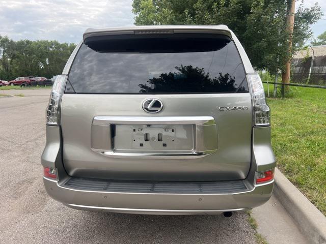 used 2022 Lexus GX 460 car, priced at $53,605