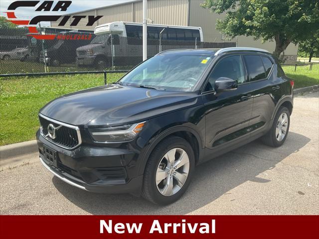 used 2020 Volvo XC40 car, priced at $20,411