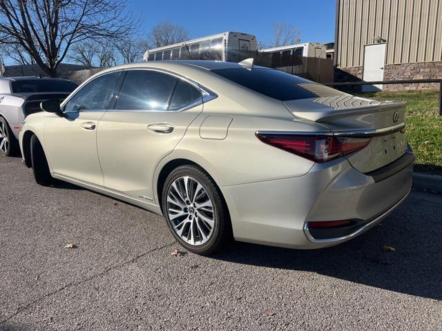 used 2020 Lexus ES 300h car, priced at $31,486