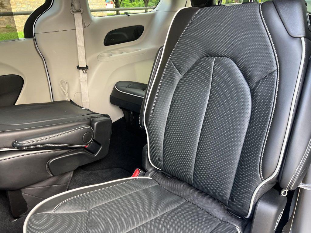 used 2024 Chrysler Pacifica car, priced at $41,533