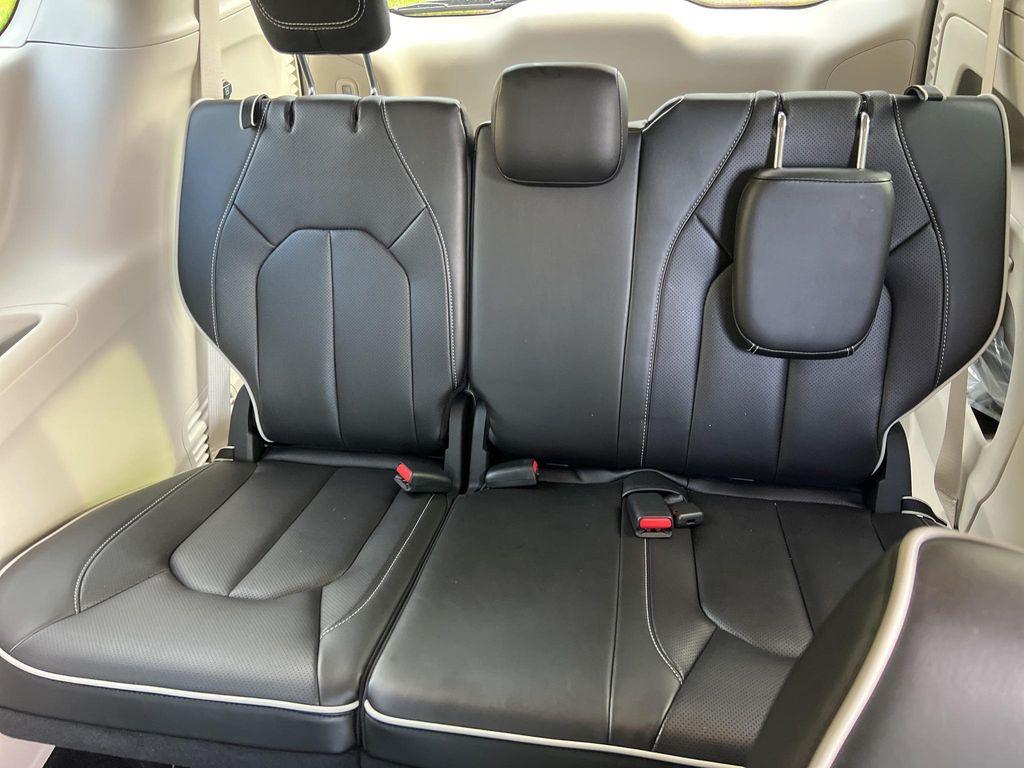 used 2024 Chrysler Pacifica car, priced at $41,533