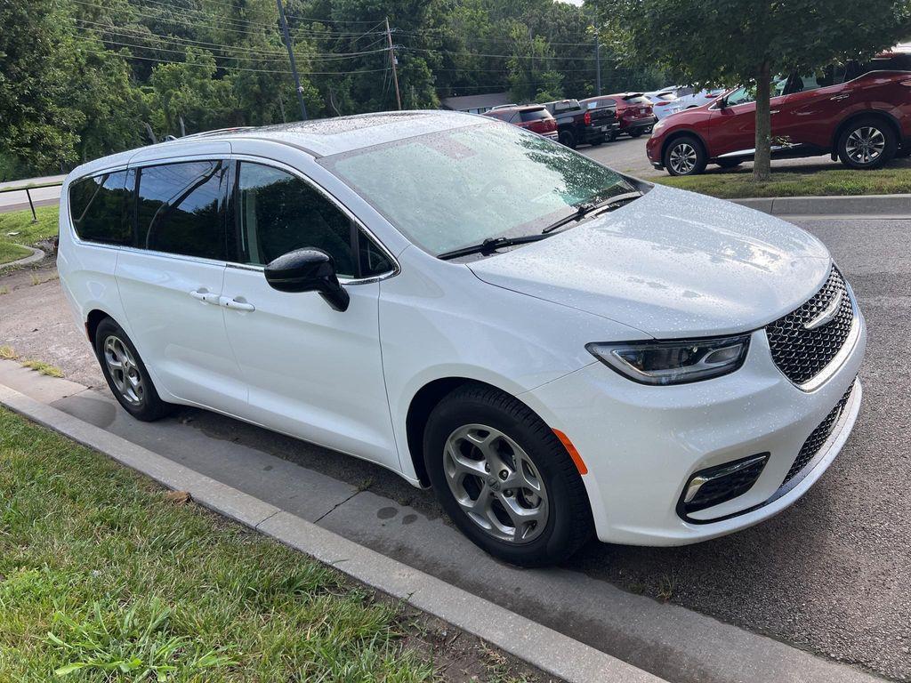 used 2024 Chrysler Pacifica car, priced at $41,533