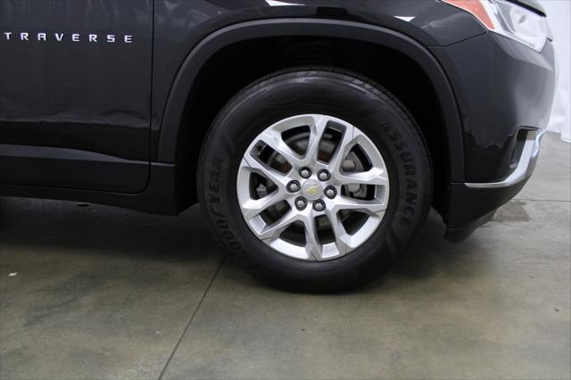 used 2020 Chevrolet Traverse car, priced at $21,388