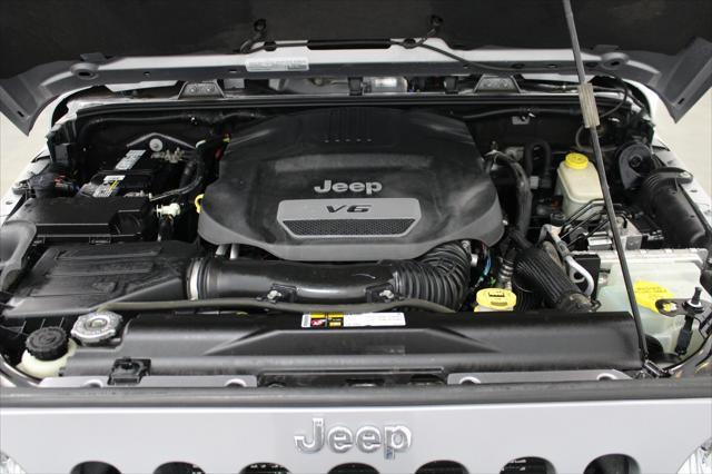 used 2015 Jeep Wrangler Unlimited car, priced at $18,977