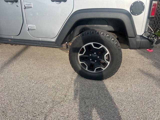 used 2015 Jeep Wrangler Unlimited car, priced at $20,400