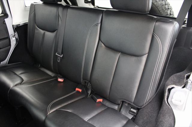 used 2015 Jeep Wrangler Unlimited car, priced at $18,977
