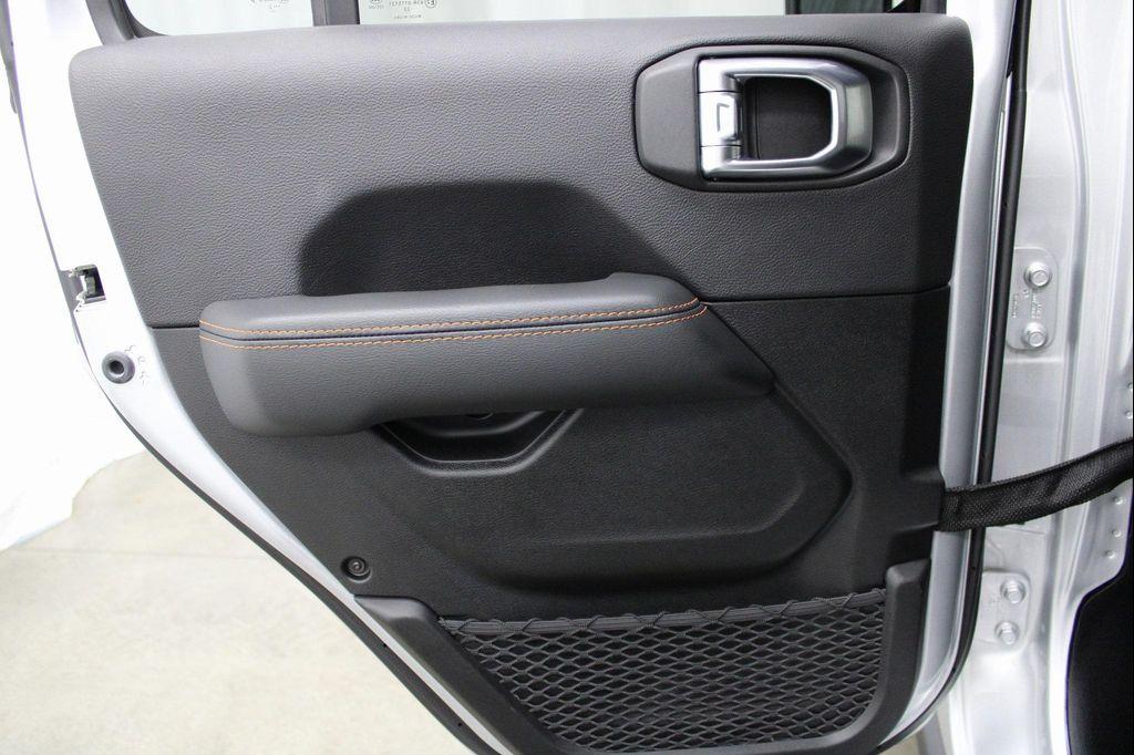 used 2022 Jeep Gladiator car, priced at $36,534