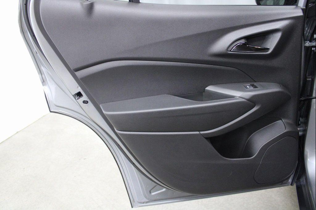 used 2025 Chevrolet Trax car, priced at $23,363