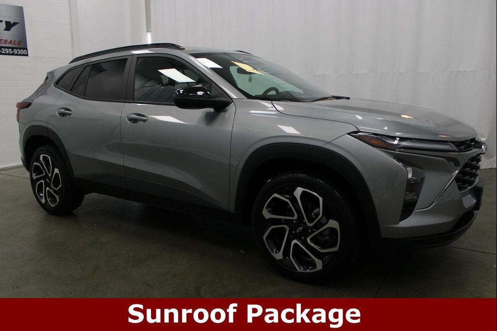 used 2025 Chevrolet Trax car, priced at $23,363