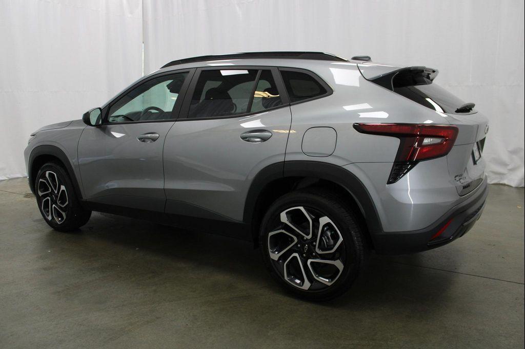 used 2025 Chevrolet Trax car, priced at $23,363