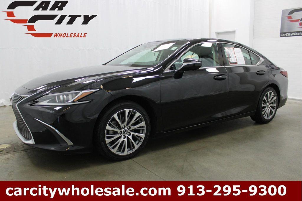 used 2019 Lexus ES 350 car, priced at $26,386