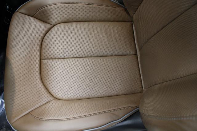 used 2019 Chrysler Pacifica Hybrid car, priced at $21,955