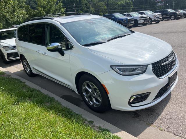 used 2023 Chrysler Pacifica car, priced at $27,895