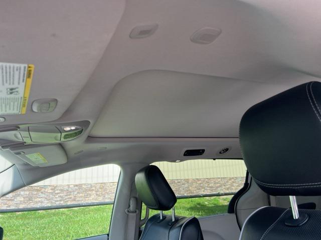 used 2023 Chrysler Pacifica car, priced at $27,895