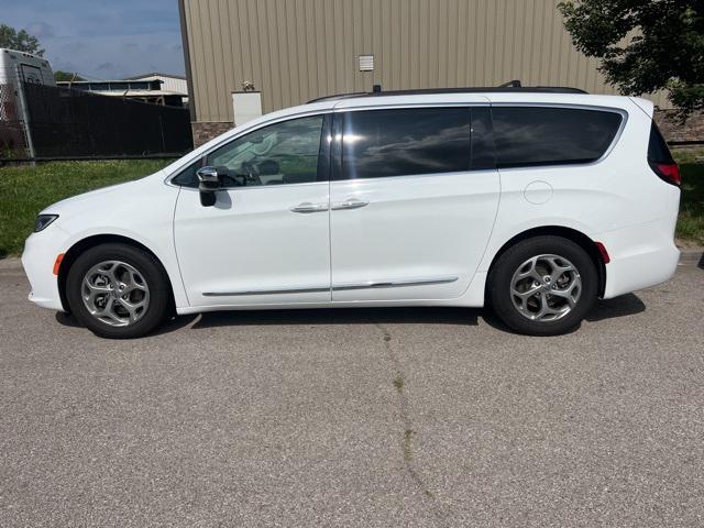 used 2023 Chrysler Pacifica car, priced at $27,895