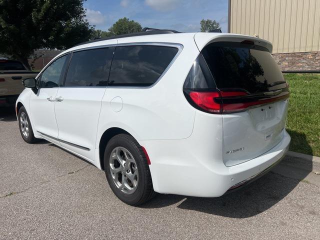 used 2023 Chrysler Pacifica car, priced at $27,895